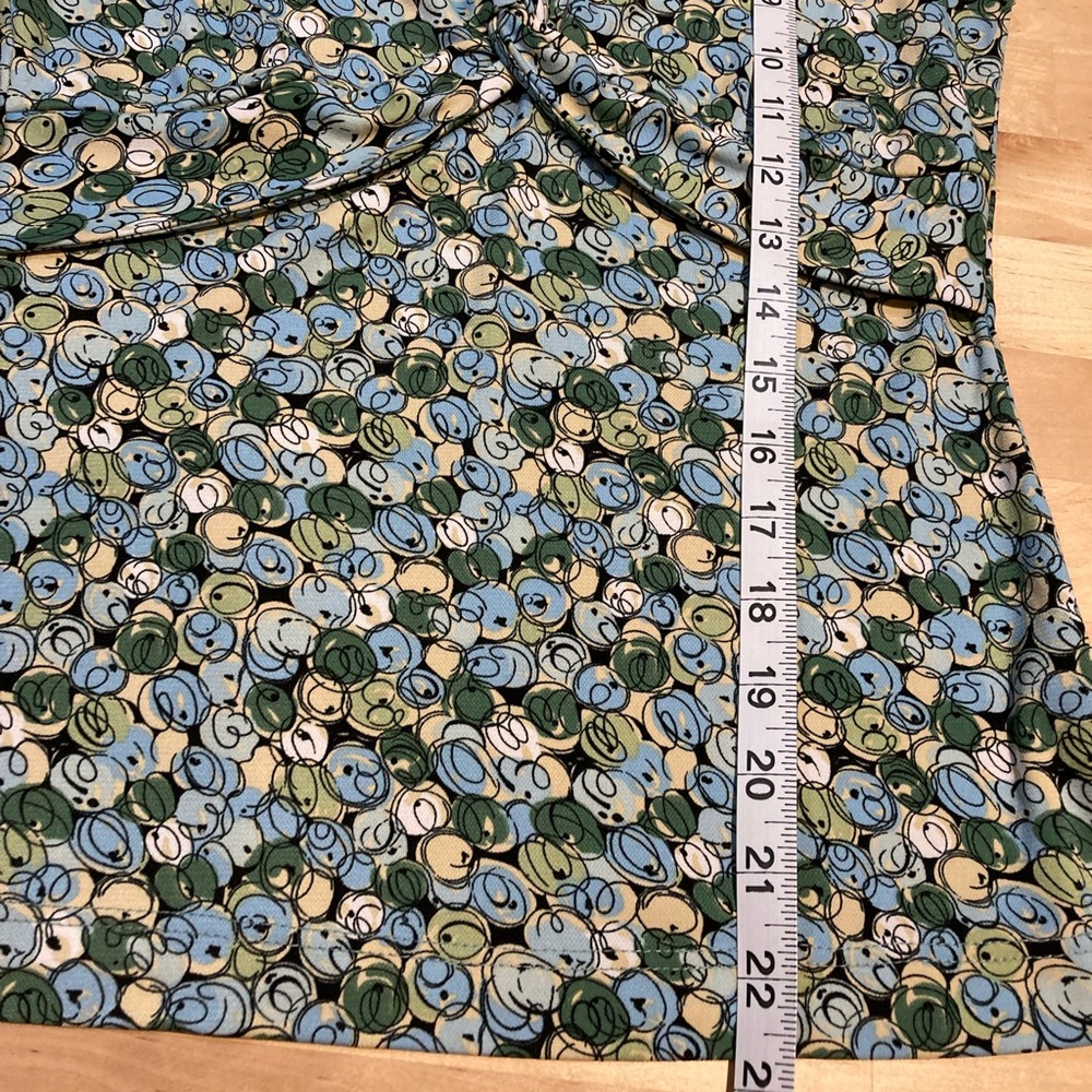 FINAL PRICE BCBG 2 Piece Skirt Set - Picture 4 of 16